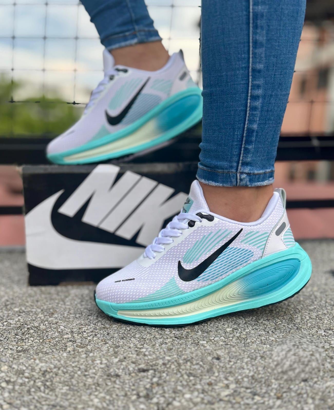 Tenis Nike Zoom Vomero Plus Dama