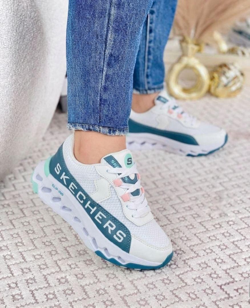 Tenis Skechers Slip-On Dama