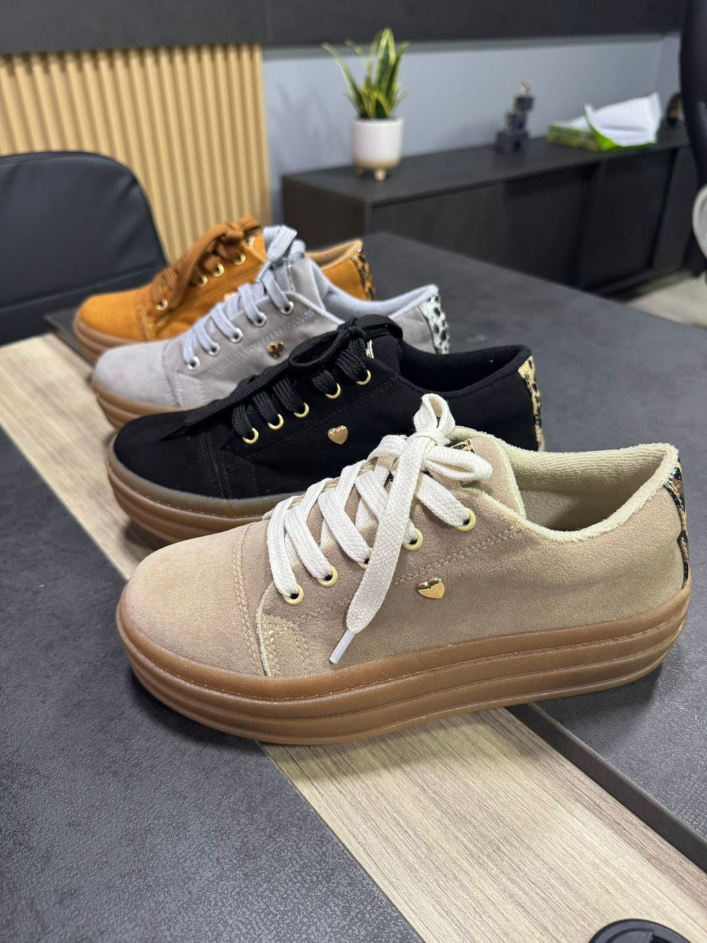 Tênis Casual Cora Premium - Sola Bold Ultraliviana com Caixa